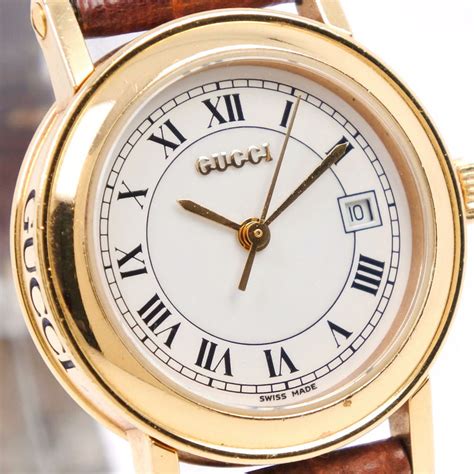 Gucci 7200L Watch .